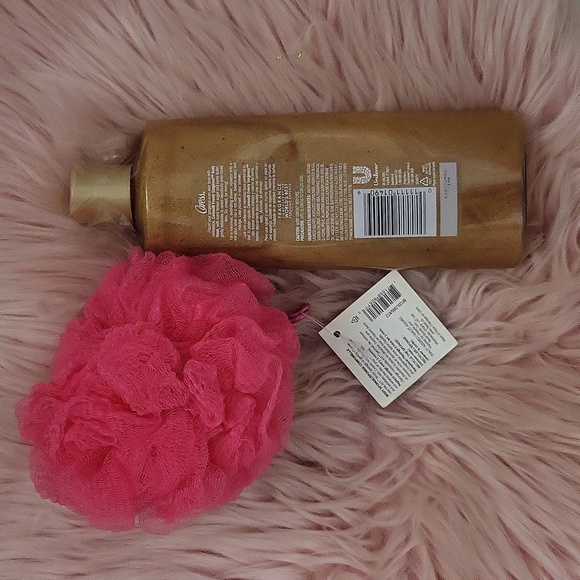 RARE!! Brand New DISCONTINUED CARESS EVENLY GORGEOUS BODY WASH & POOF-2CT. - Picture 2 of 3